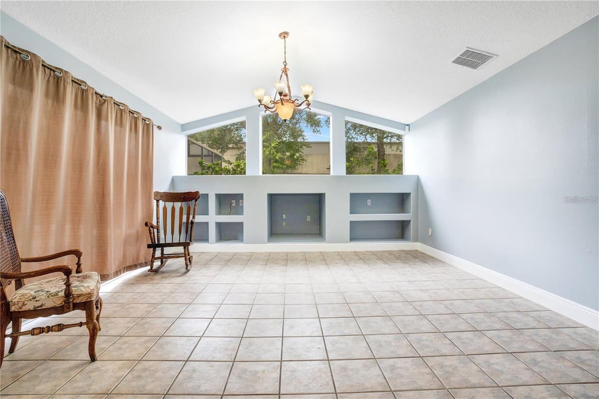 14203 VISTA DEL LAGO BOULEVARD — photo 2 of 31