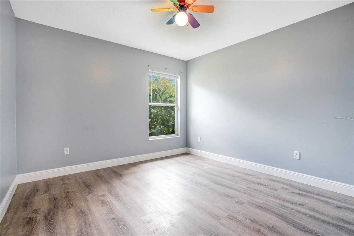 14203 VISTA DEL LAGO BOULEVARD — photo 15 of 31