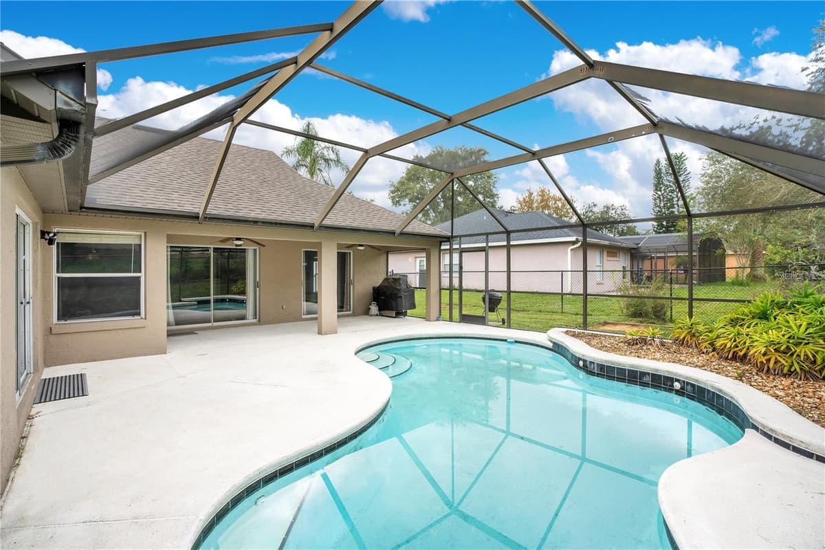 14203 VISTA DEL LAGO BOULEVARD — photo 4 of 31