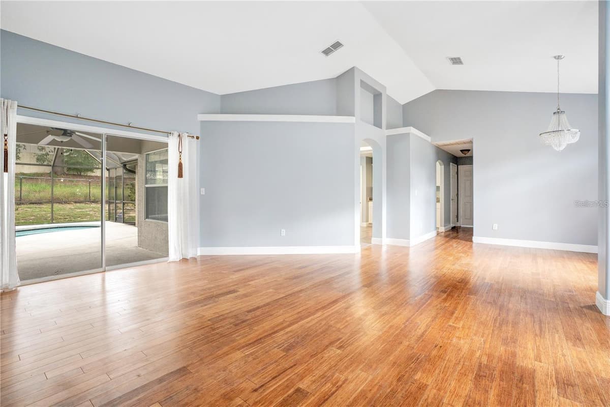 14203 VISTA DEL LAGO BOULEVARD — photo 10 of 31