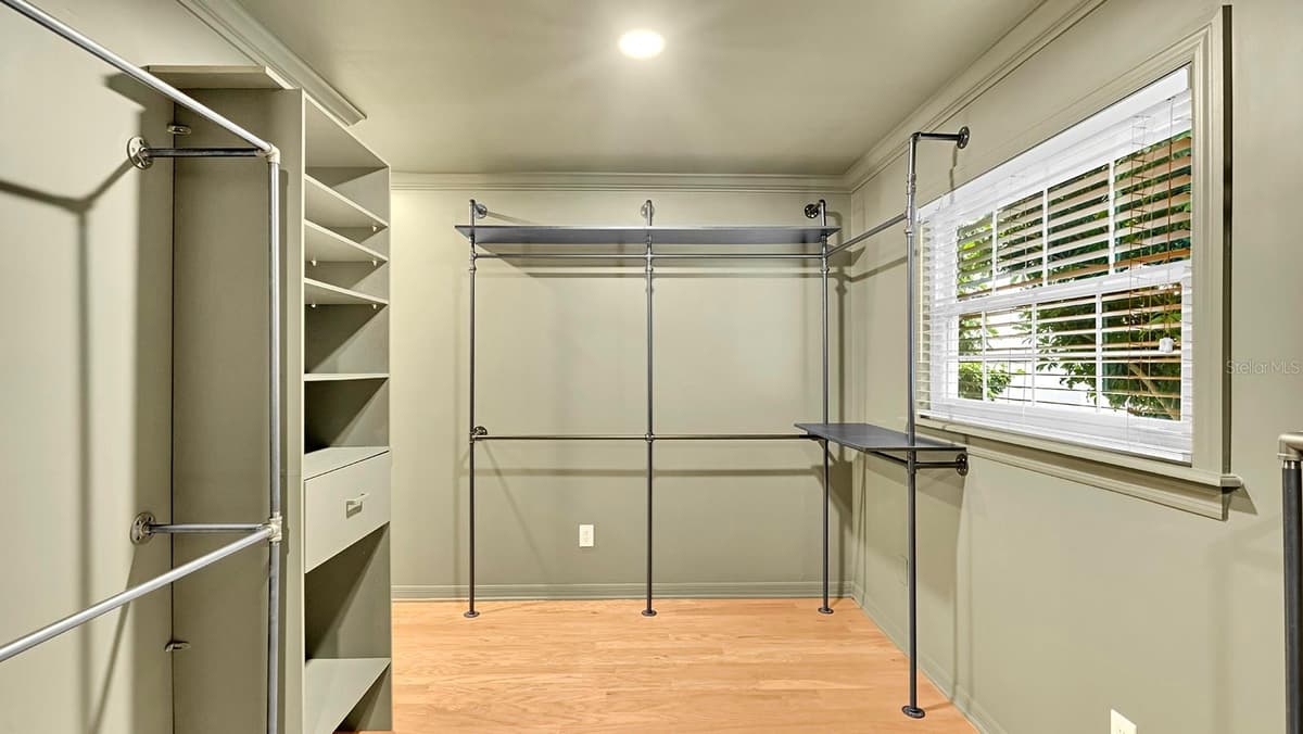 1200 WOODMERE DRIVE — photo 19 of 35