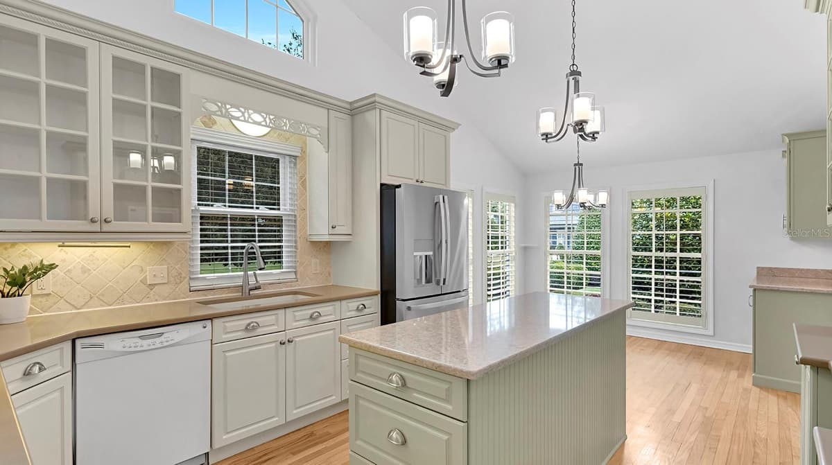 1200 WOODMERE DRIVE — photo 11 of 35