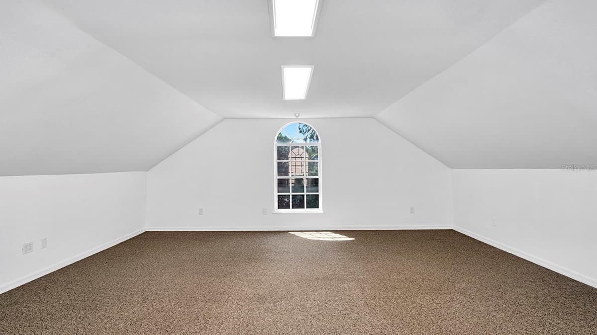 1200 WOODMERE DRIVE — photo 32 of 35