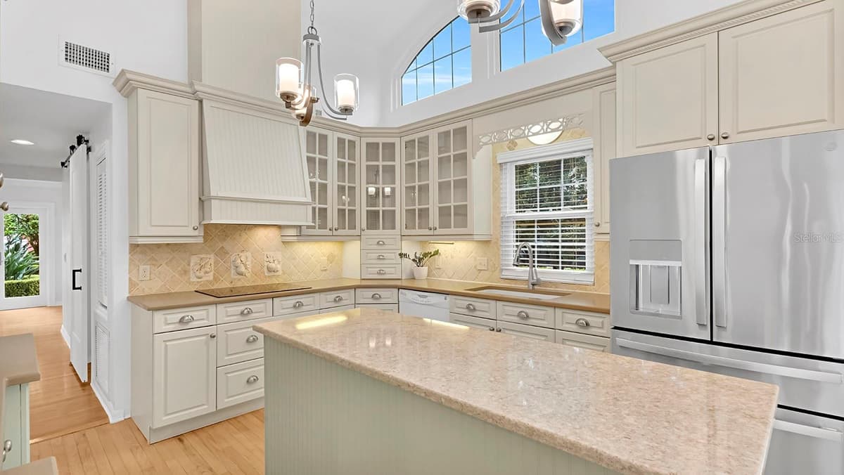 1200 WOODMERE DRIVE — photo 10 of 35