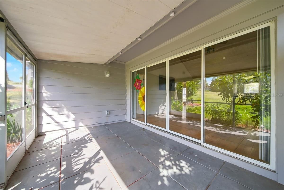 1026 VILLA LANE — photo 31 of 35