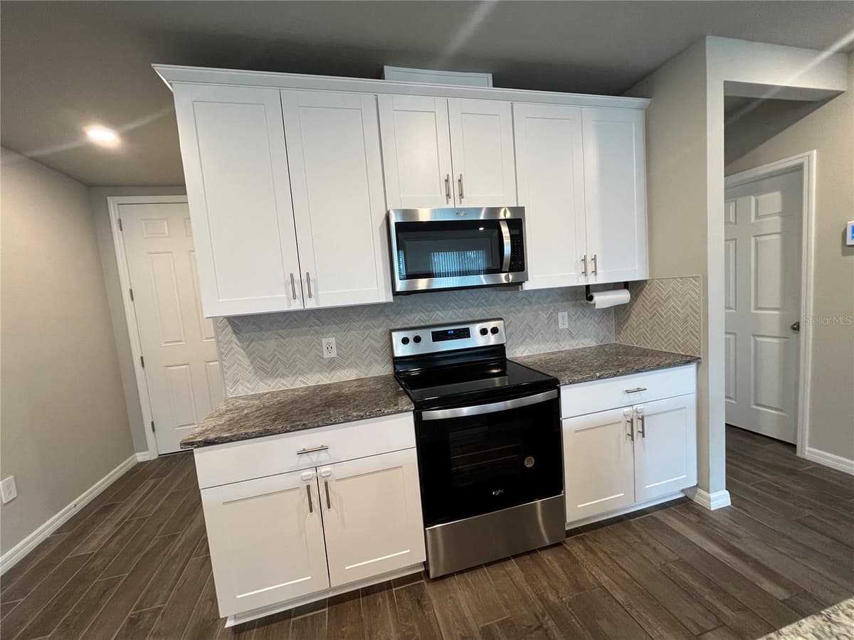 2443 SWEET VIBURNUM WAY — photo 6 of 31