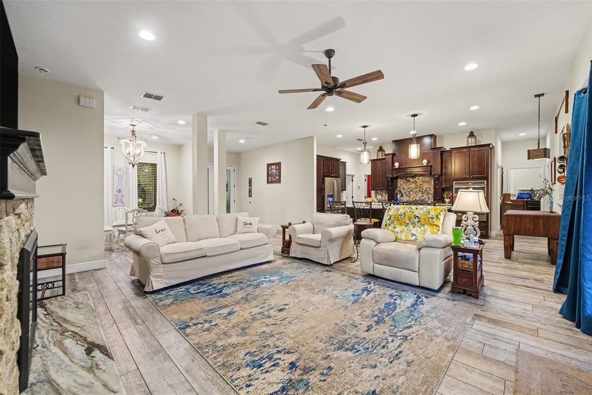 5231 JOE KING ROAD — photo 4 of 51