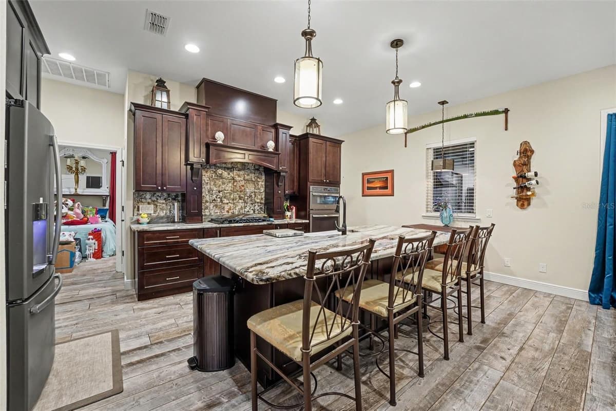 5231 JOE KING ROAD — photo 15 of 51