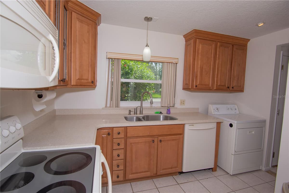 3068 AUTUMN COURT — photo 6 of 17