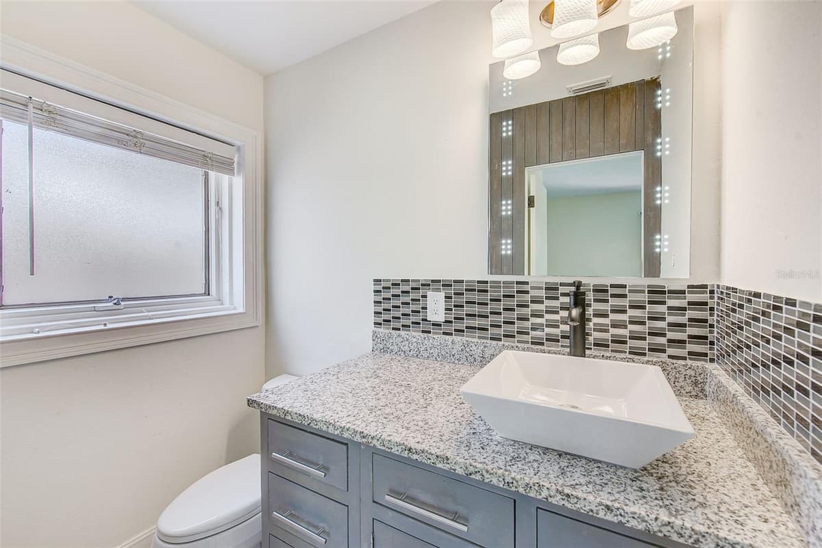 812 WILLOWBRANCH AVENUE — photo 25 of 53