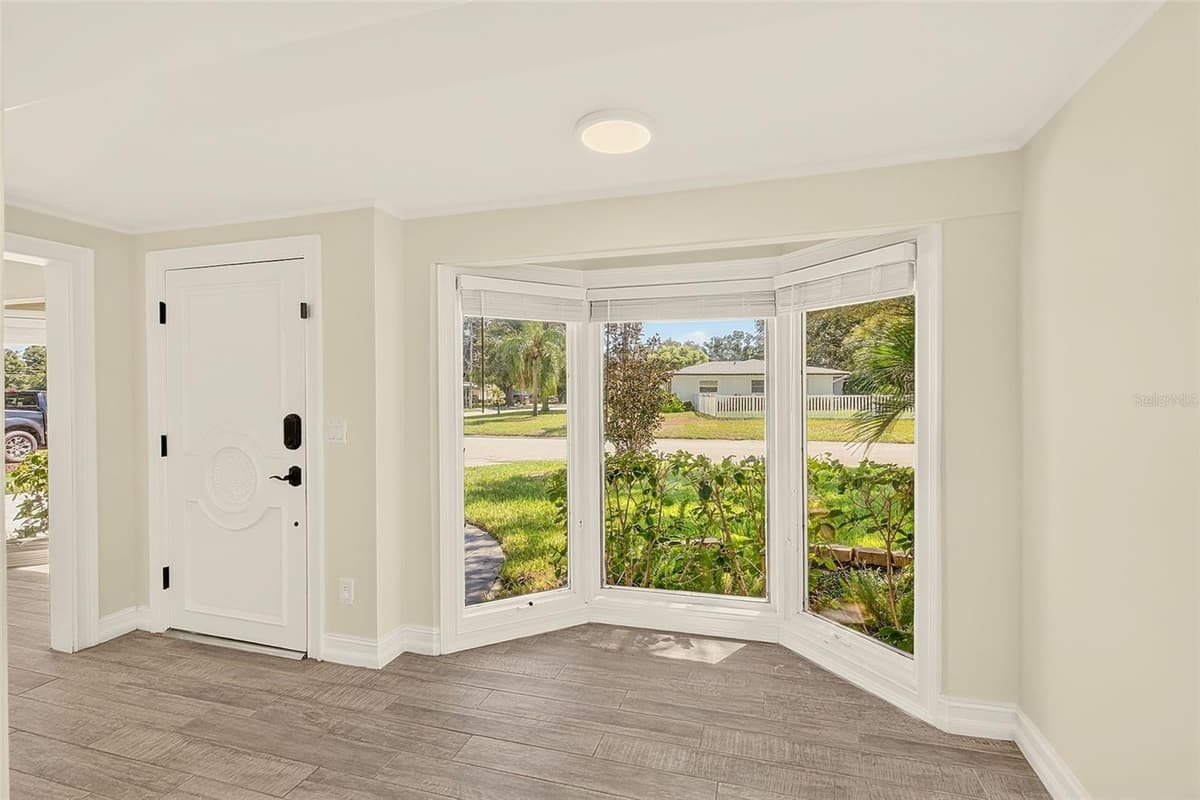812 WILLOWBRANCH AVENUE — photo 7 of 53