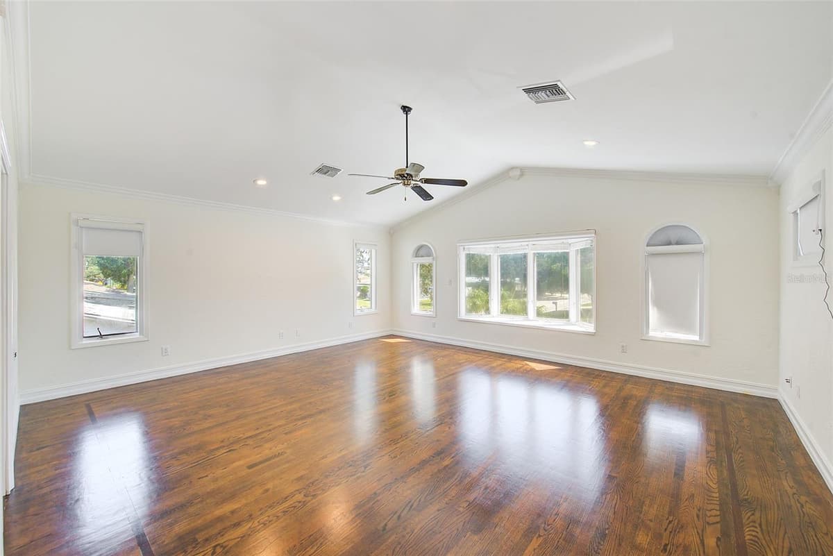 812 WILLOWBRANCH AVENUE — photo 26 of 53