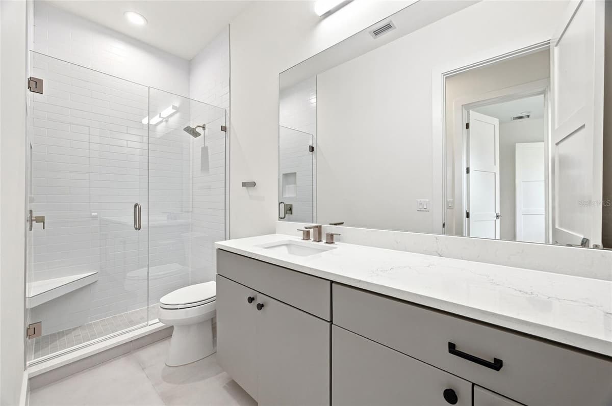 5104 EVELYN DRIVE — photo 19 of 45