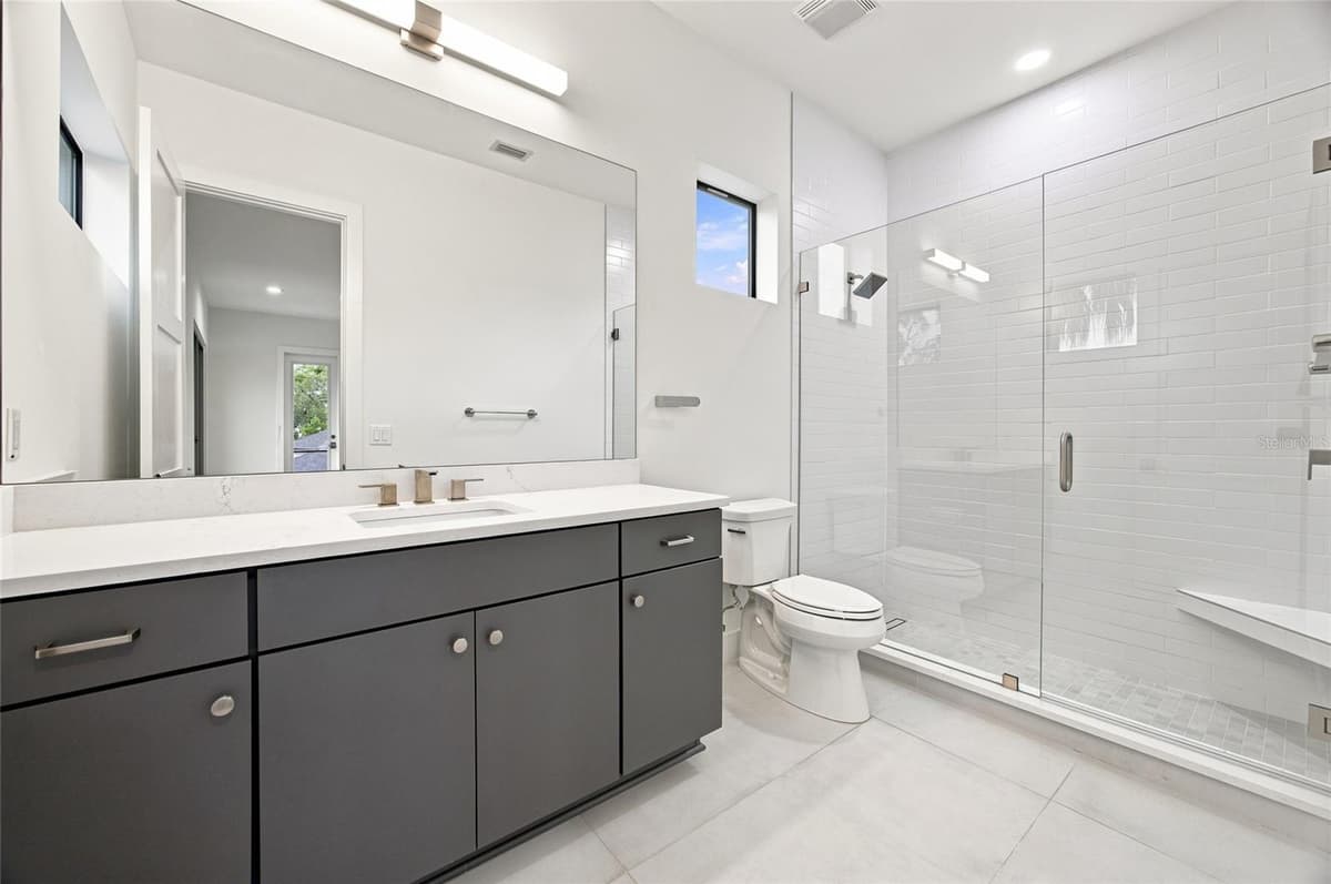 5104 EVELYN DRIVE — photo 34 of 45