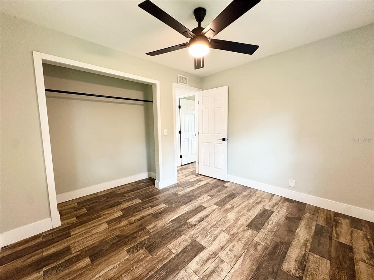 10333 LOUBET STREET — photo 17 of 29