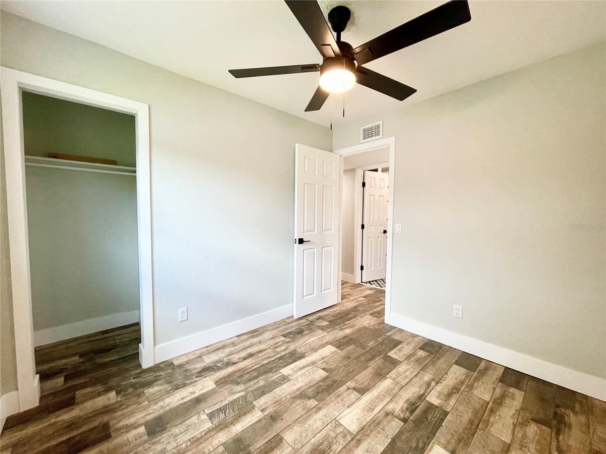 10333 LOUBET STREET — photo 21 of 29