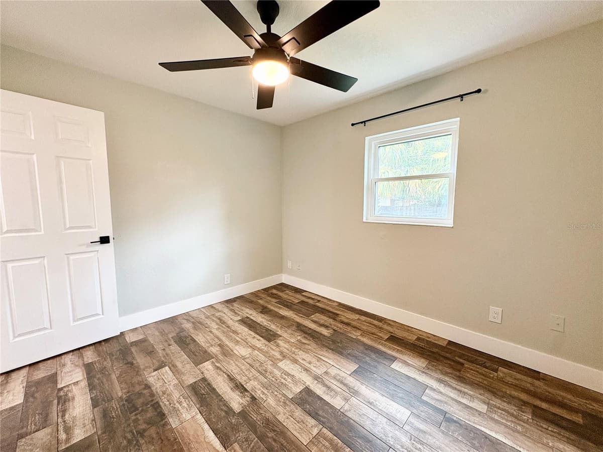 10333 LOUBET STREET — photo 18 of 29