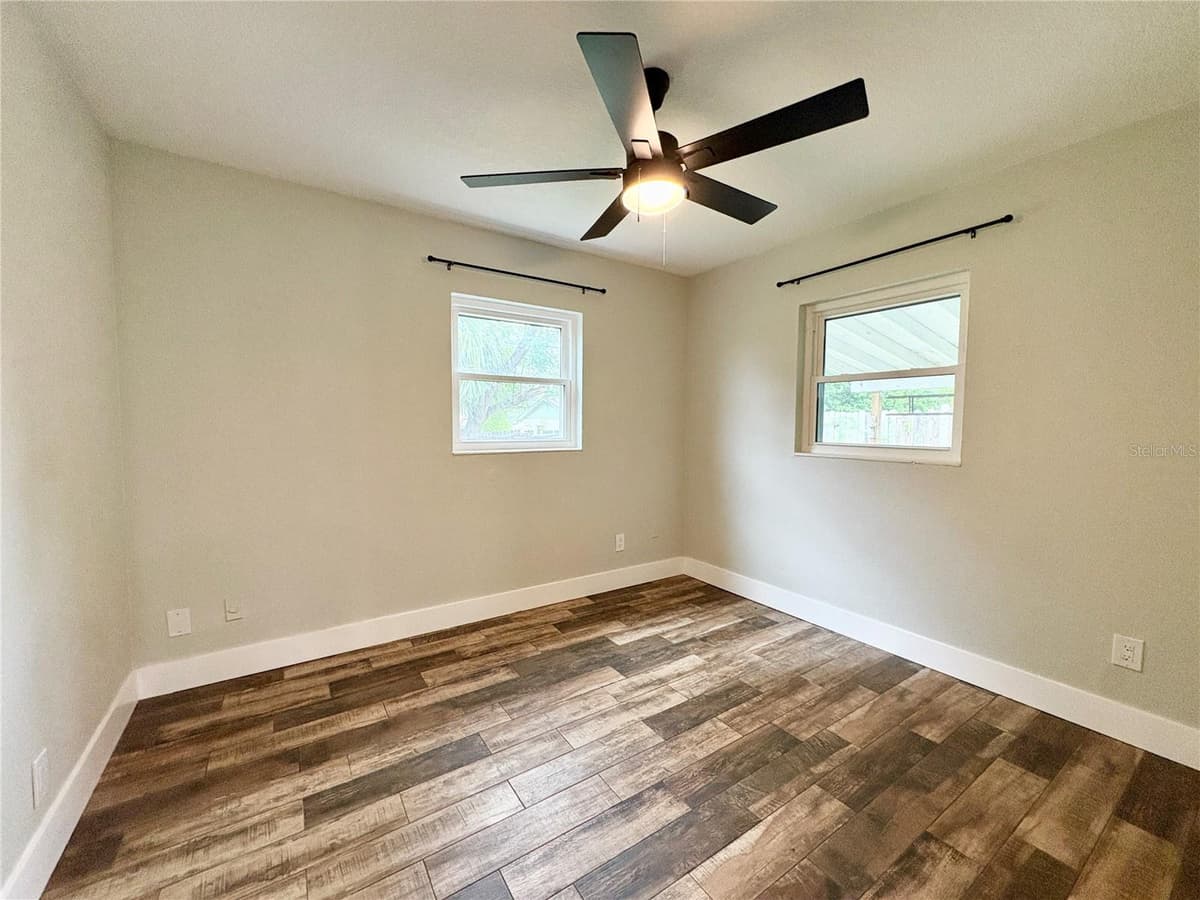 10333 LOUBET STREET — photo 15 of 29