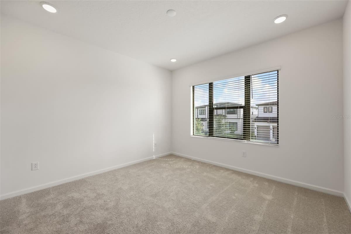 5821 HIGH SEAS DRIVE — photo 10 of 50