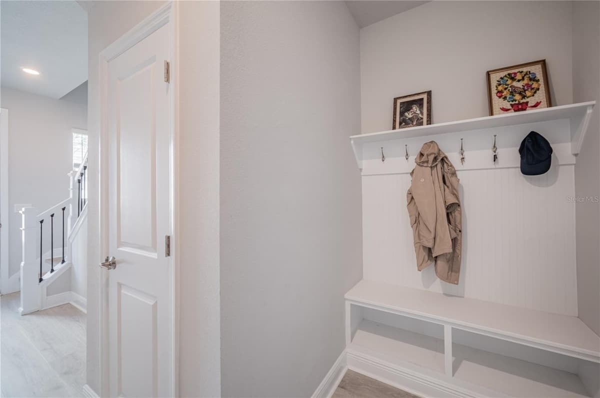 2400 EZZELL COURT — photo 27 of 49