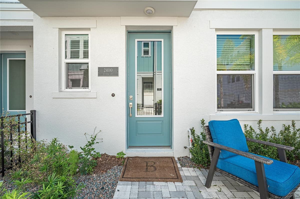 2400 EZZELL COURT — photo 3 of 49
