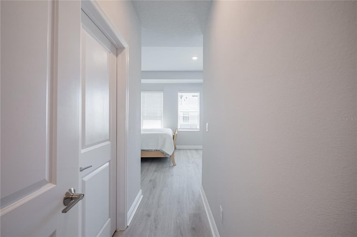 2400 EZZELL COURT — photo 17 of 49