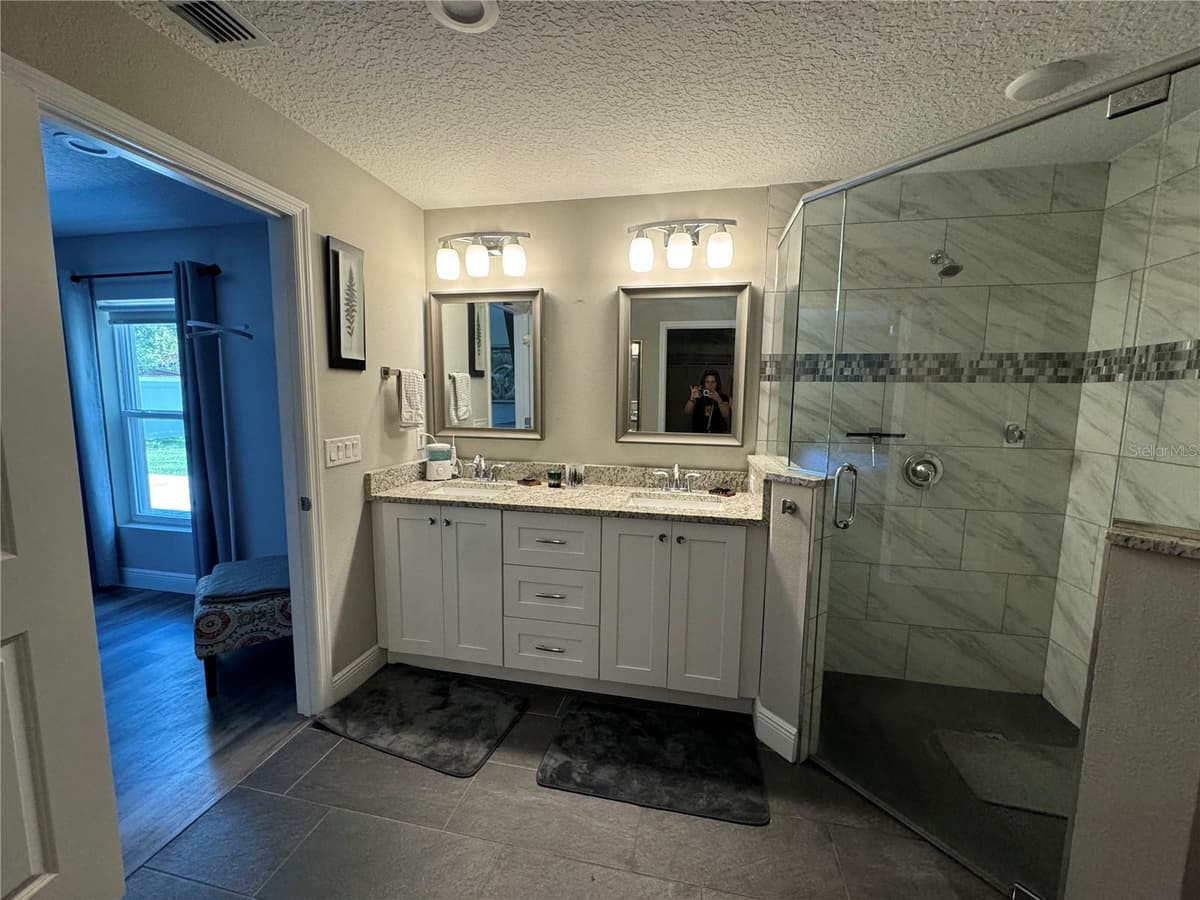 1922 ALMOND STREET — photo 15 of 21