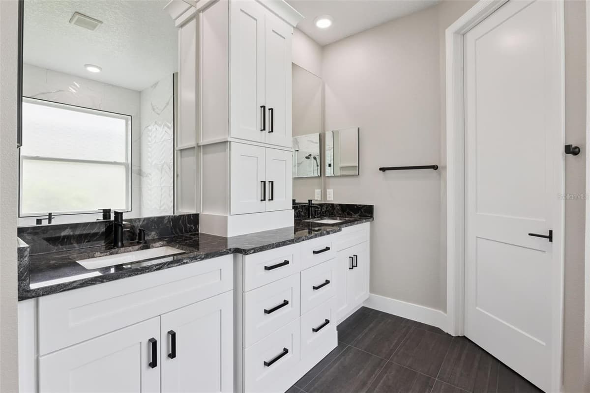 433 BLUE CYPRESS DRIVE — photo 13 of 61