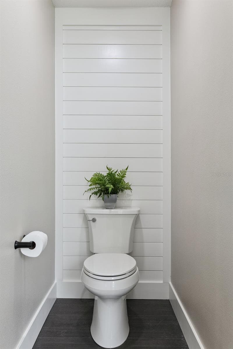 433 BLUE CYPRESS DRIVE — photo 16 of 61