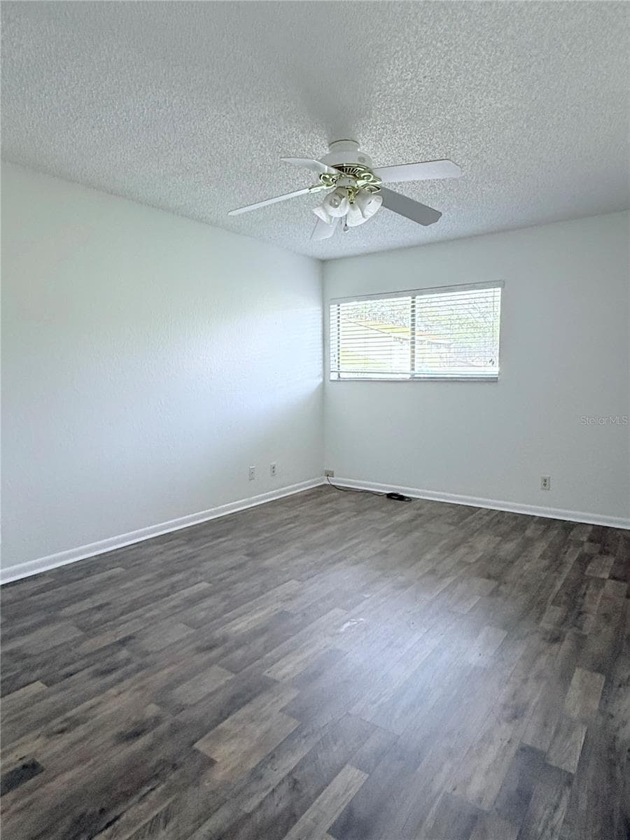 8608 LAKE ISLE DRIVE — photo 9 of 13