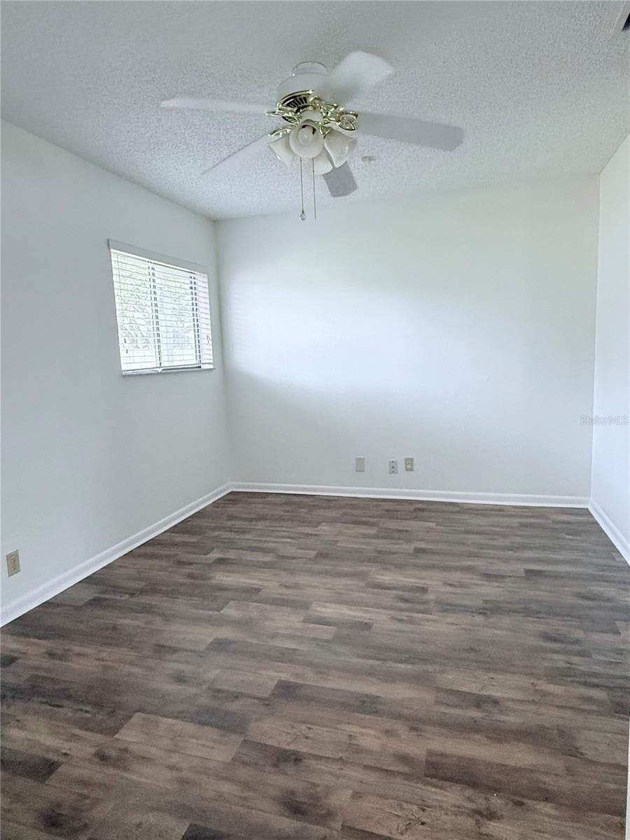 8608 LAKE ISLE DRIVE — photo 8 of 13