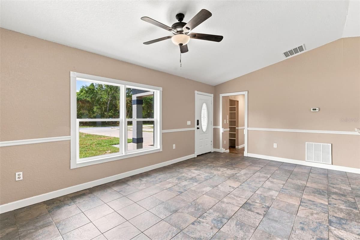 1300 ADELINE STREET — photo 4 of 32