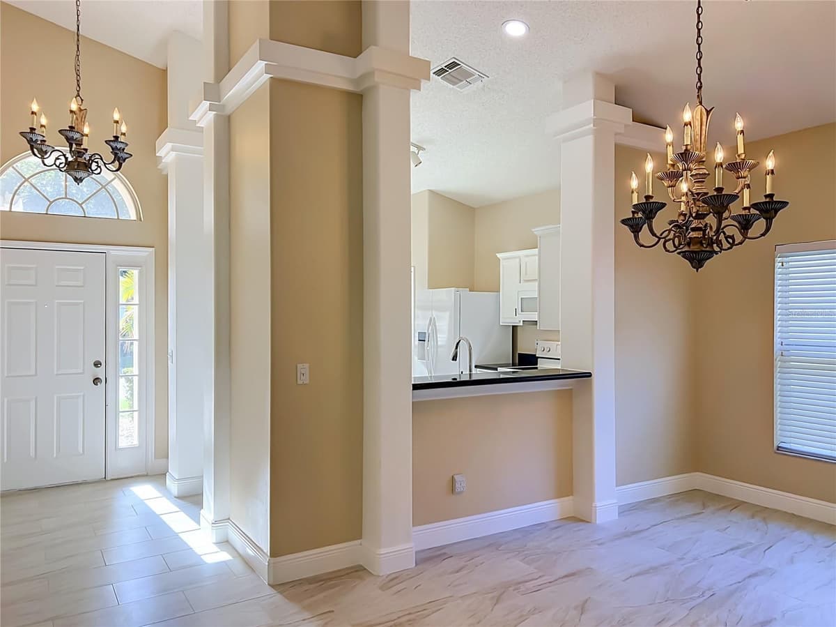 1714 FOX GLEN COURT — photo 16 of 40