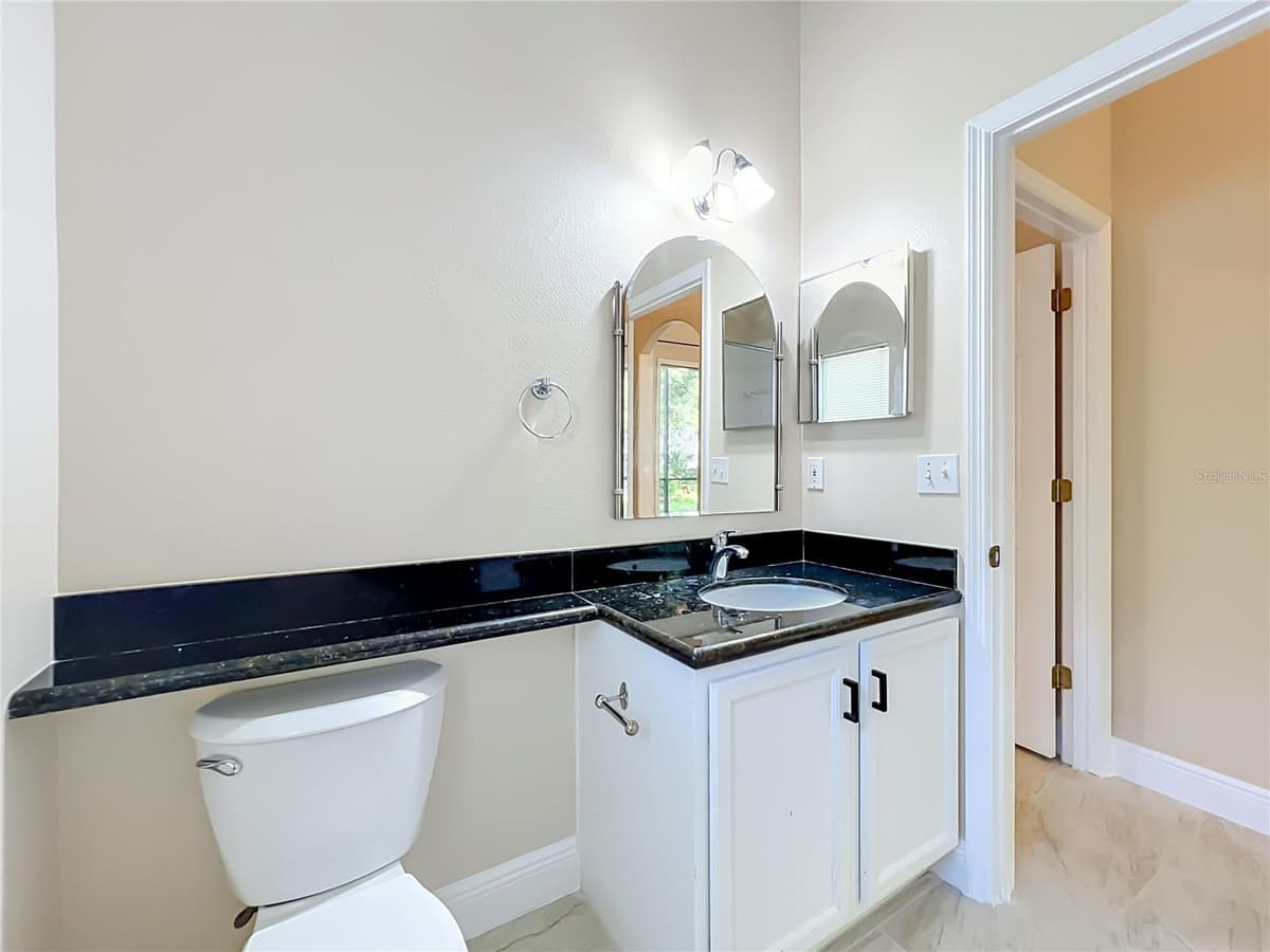 1714 FOX GLEN COURT — photo 23 of 40