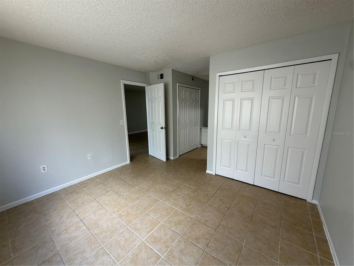 142 CORY LANE — photo 5 of 10