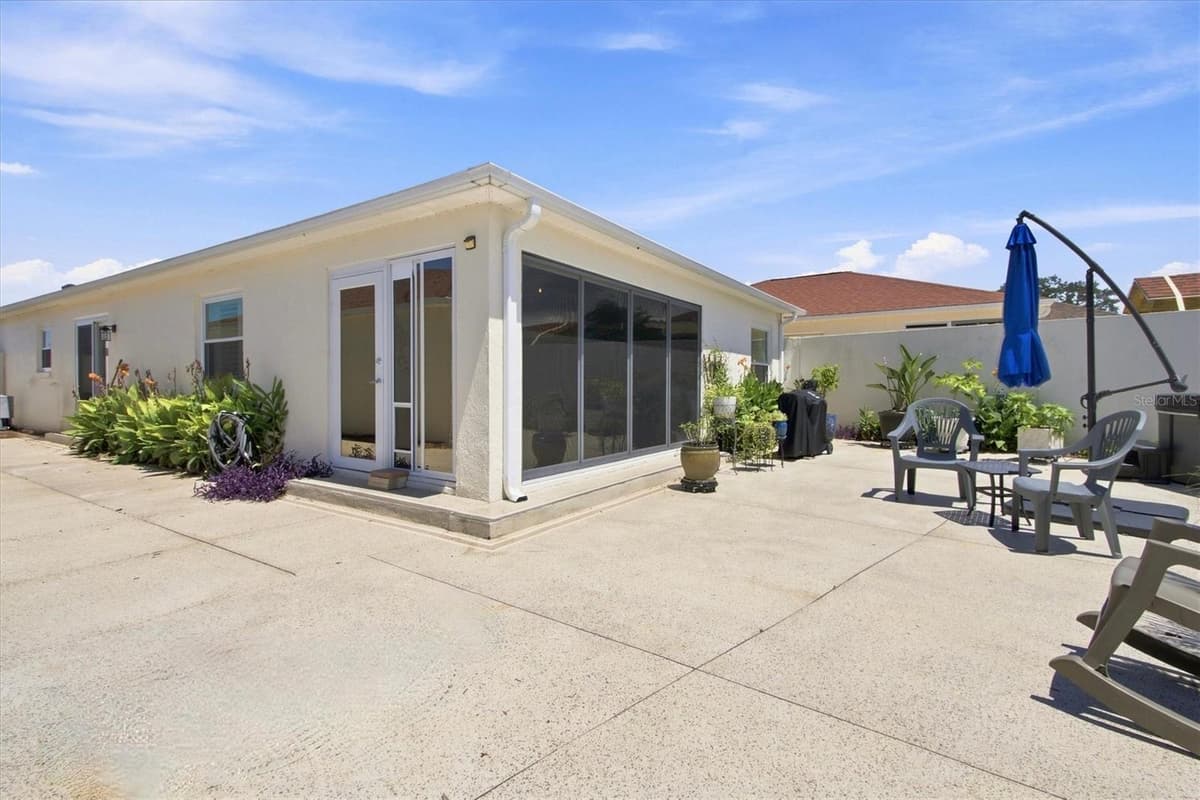 1339 LAJOLLA CIRCLE — photo 21 of 31
