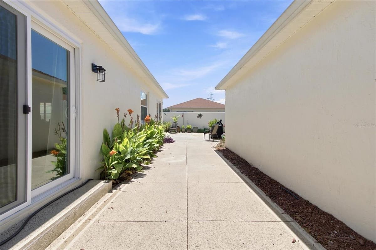 1339 LAJOLLA CIRCLE — photo 23 of 31