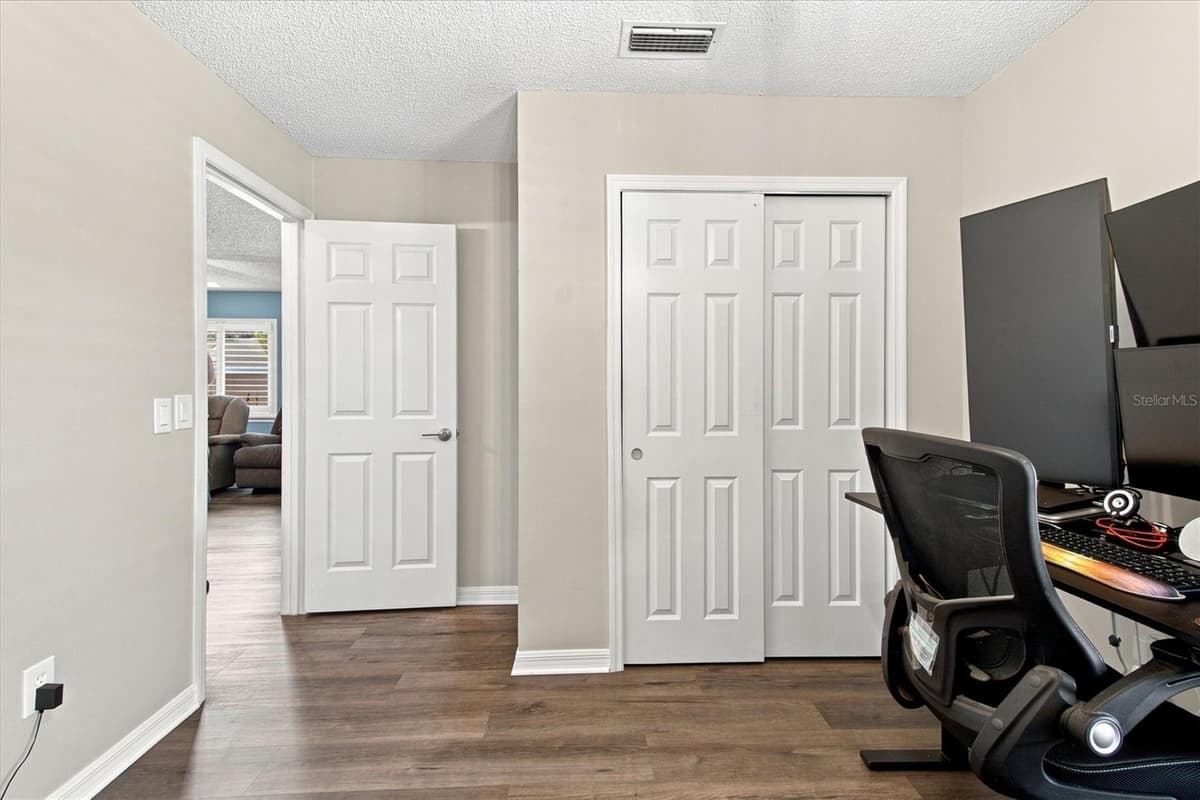 1339 LAJOLLA CIRCLE — photo 9 of 31