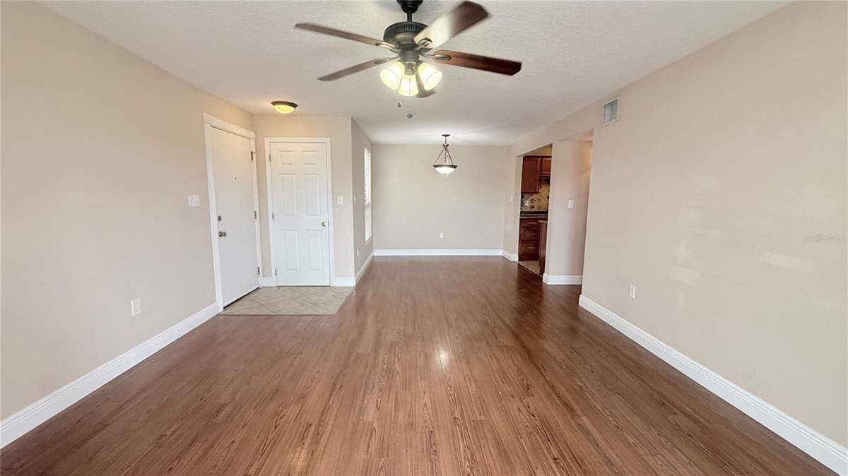 524 ORANGE DRIVE — photo 3 of 27