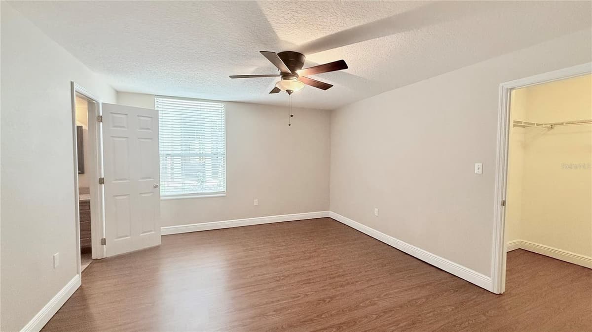 524 ORANGE DRIVE — photo 11 of 27