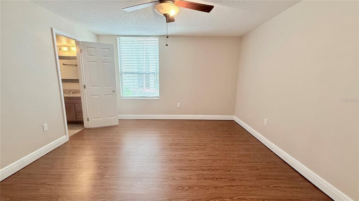 524 ORANGE DRIVE — photo 12 of 27