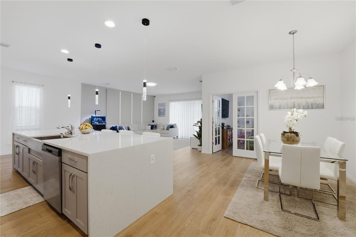 6825 WILSON HAMMOCK AVENUE — photo 6 of 13