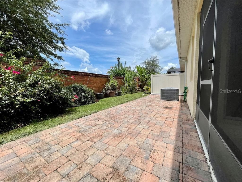 5083 FIORELLA LANE — photo 3 of 25