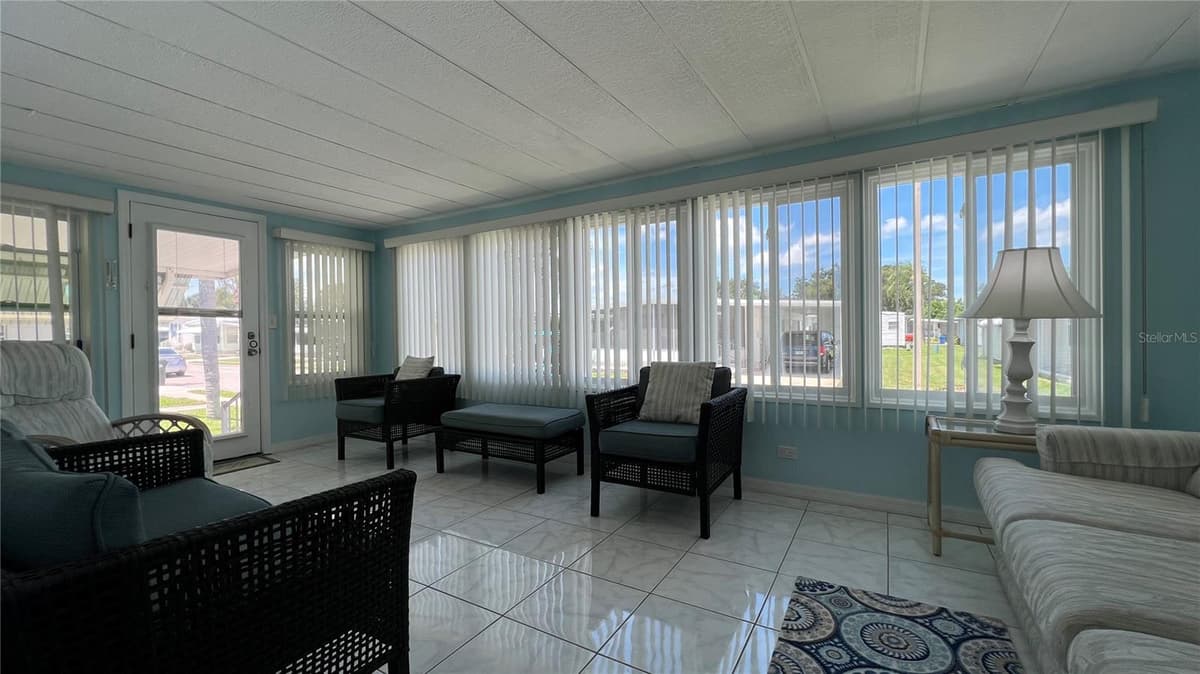 1100 BELCHER ROAD — photo 4 of 50