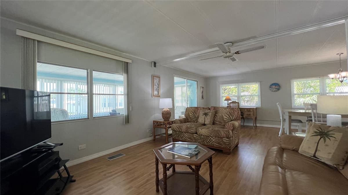 1100 BELCHER ROAD — photo 7 of 50