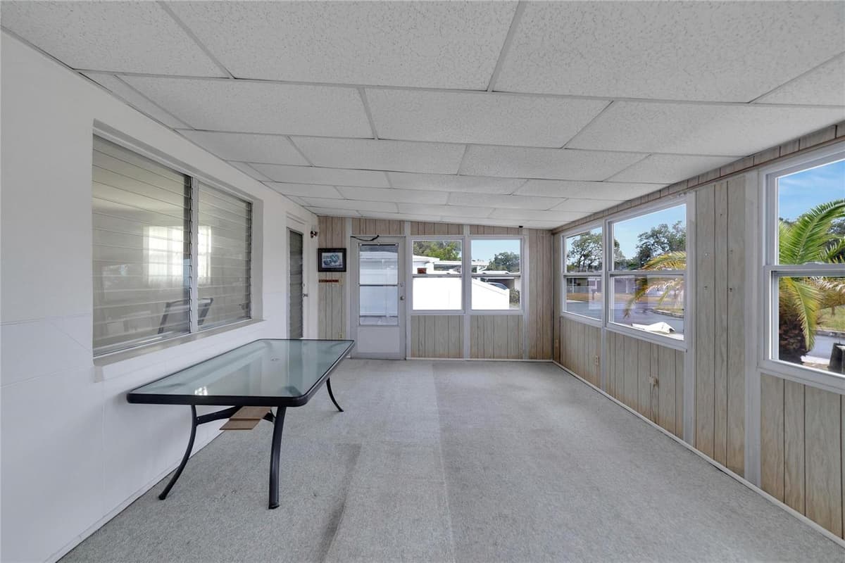 12093 104TH LANE — photo 7 of 28