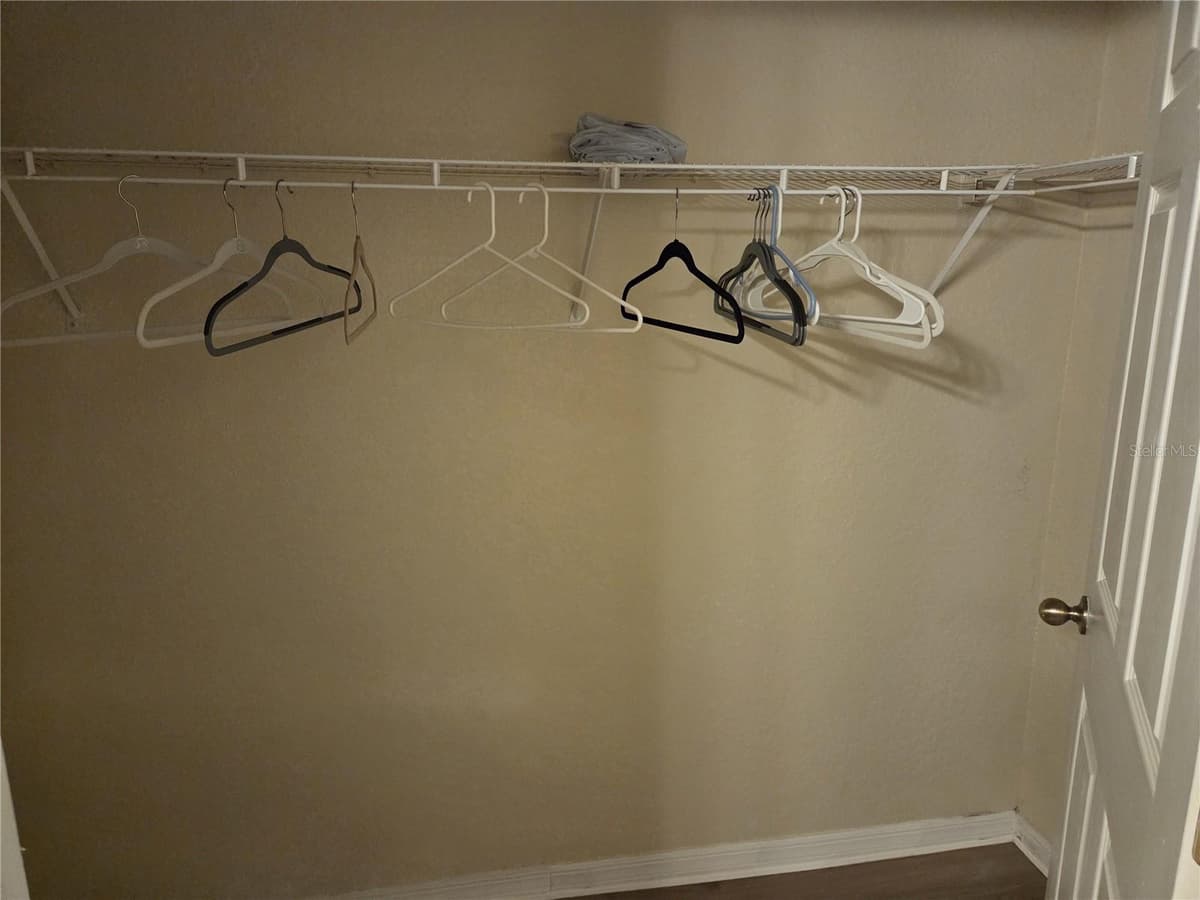 858 GRAND REGENCY POINT — photo 14 of 27