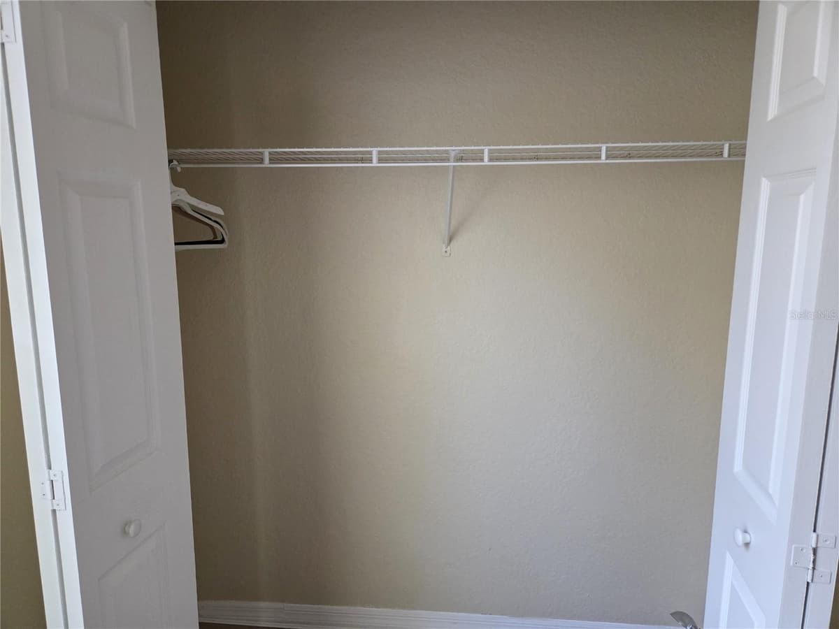 858 GRAND REGENCY POINT — photo 16 of 27