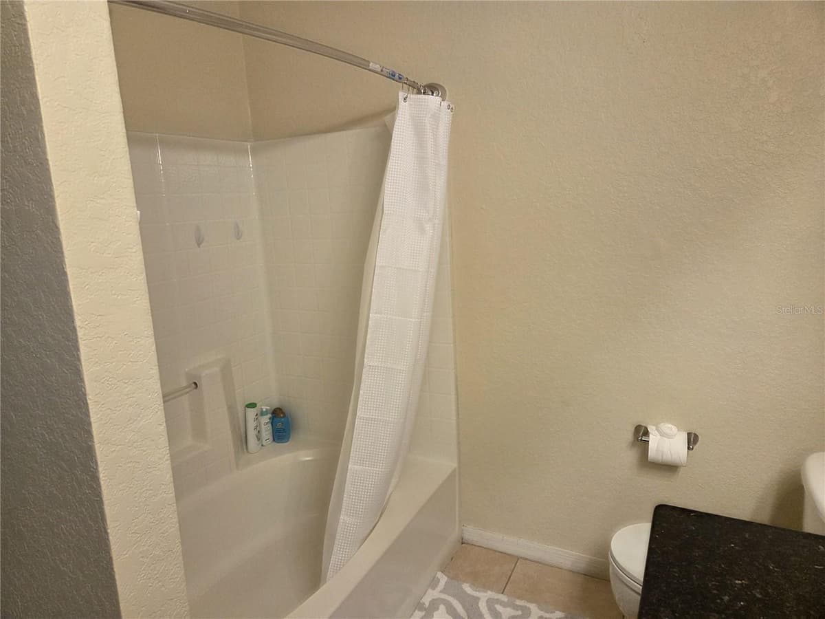858 GRAND REGENCY POINT — photo 15 of 27