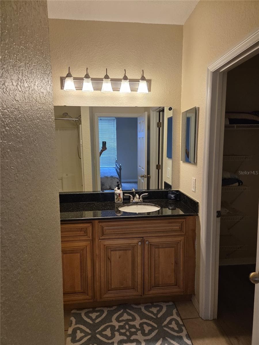 858 GRAND REGENCY POINT — photo 9 of 27